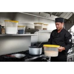 Rubbermaid 8 Quart Round Food Pan Lid (12-Pack) (Yellow) -Rubbermaid 196927 w DetailedProductView5 Lg