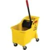Rubbermaid 31 Quart Plastic Mop Bucket W/ Wringer -Rubbermaid 531856 V Lg