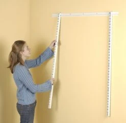 Rubbermaid 47-1/2-Inch FastTrack Upright Shelving Hardware -Rubbermaid 6854962 ep 1517610425 1